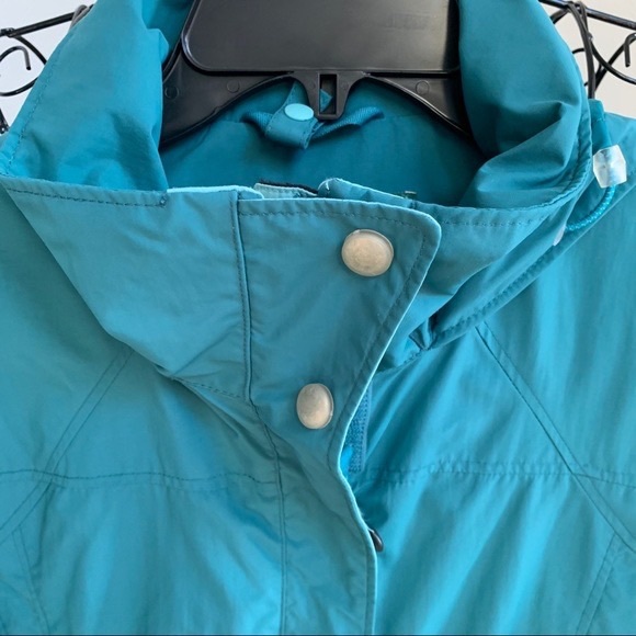 L.L. Bean Full Zip Hooded Jacket 4 Zip Pockets - Picture 5 of 16